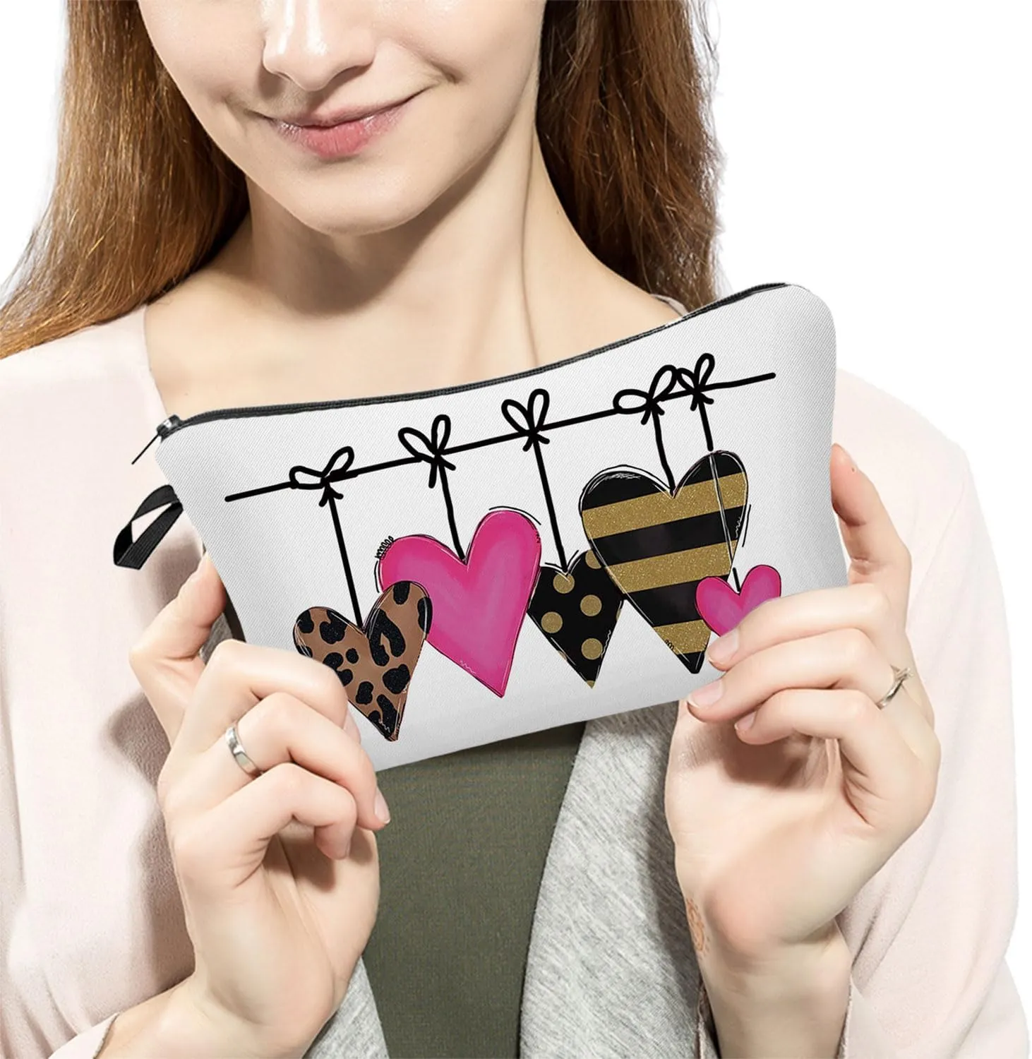 Leopard Heart Cosmetic Bag for Women Cute Small Makeup Bag for Purse Travel Toiletry Zipper Pouch for Girls Gift for Sisters Leopard Heart Makeup Bag for Her