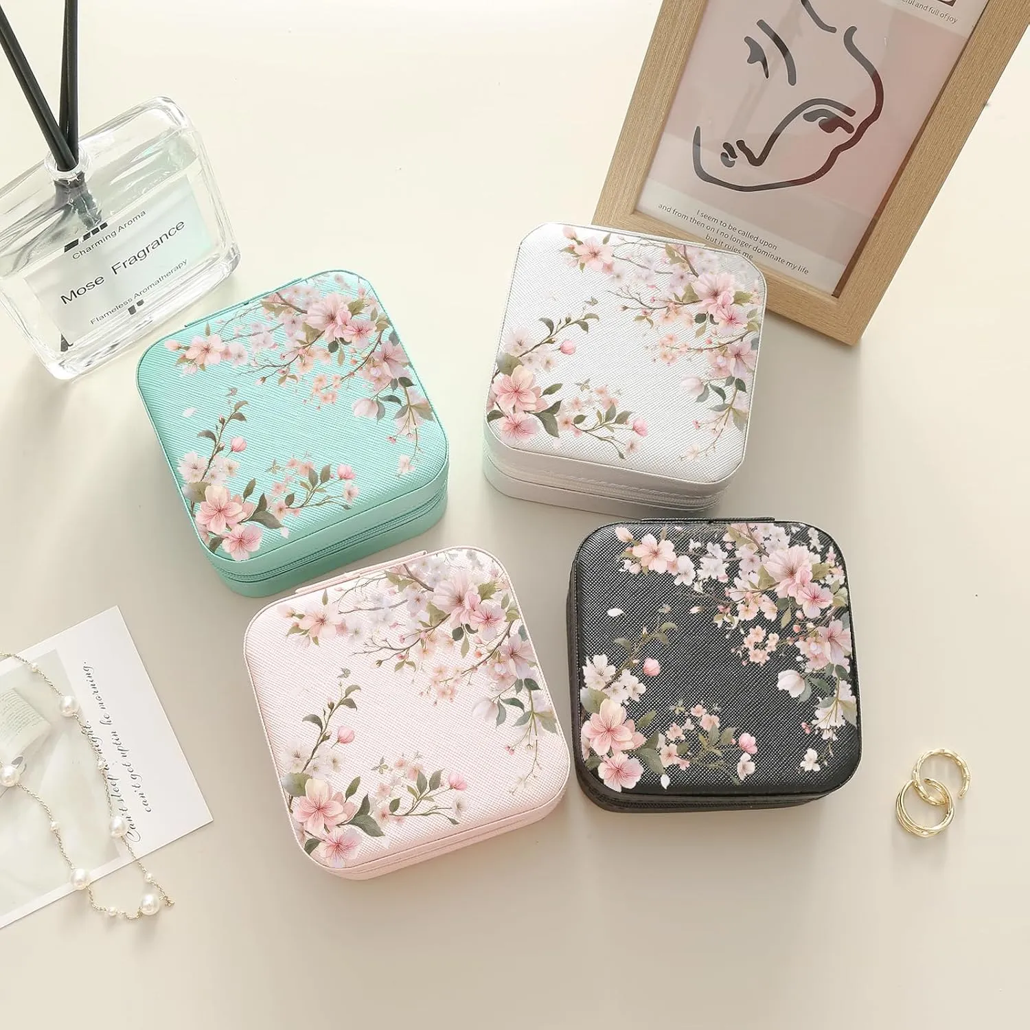 MAYCARI White Leather Square Travel Makeup Bag Floral Bloom FlowersLeather Makeup Case Portable Jewelry Organizer Case for Women Daughter Mother Birthday Christmas Gifts