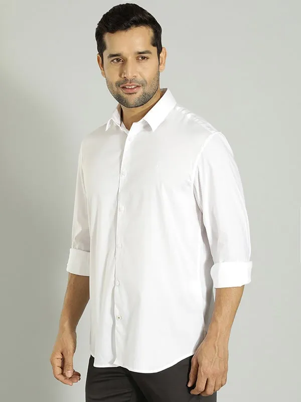 Men Solid Full Sleeve Cotton Blend Shirt