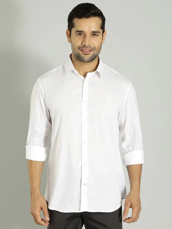 Men Solid Full Sleeve Cotton Blend Shirt