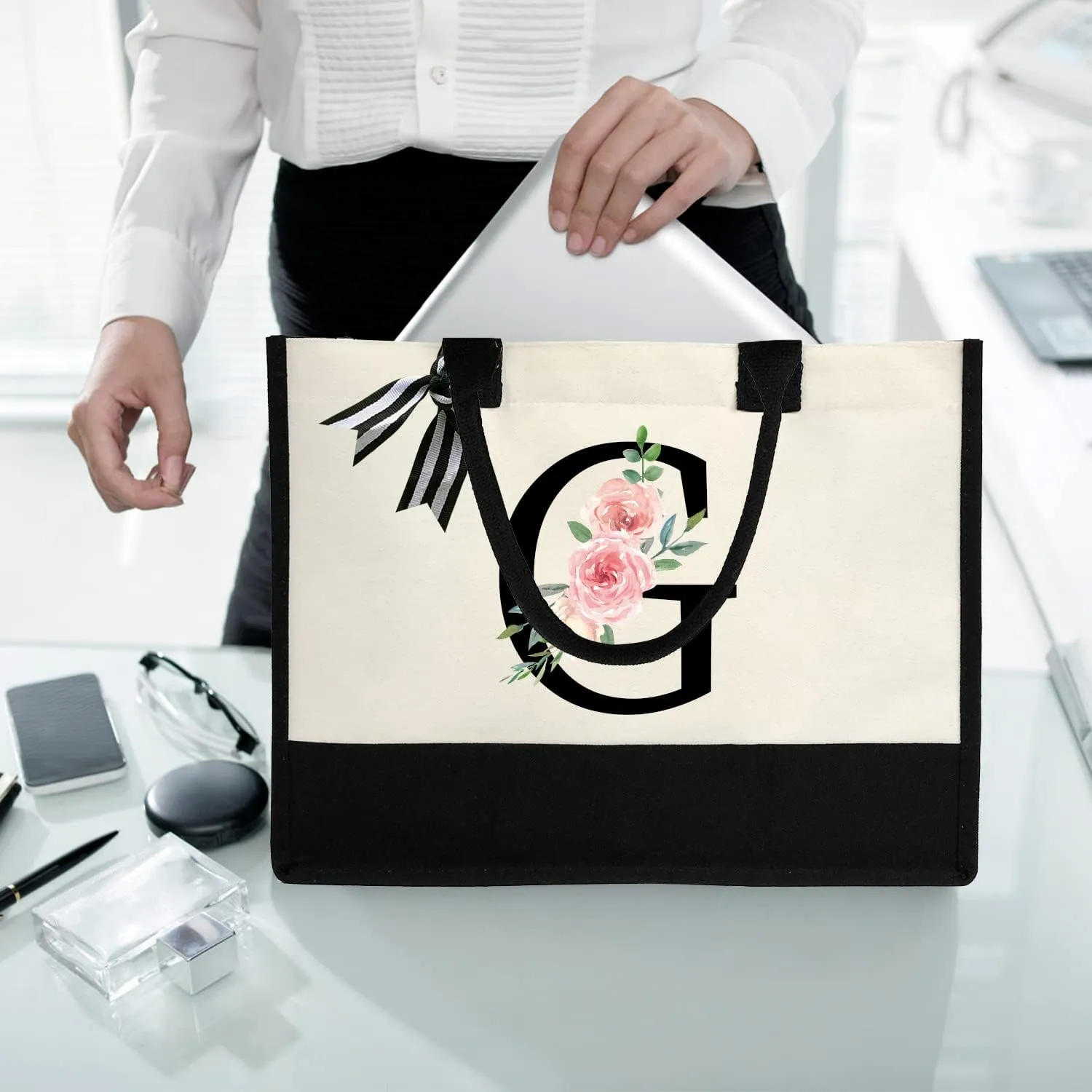 Personalized Initial Canvas Tote Bag for Women, Beach Bag with Inner Zipper Pocket for Wedding, Birthday, Holiday